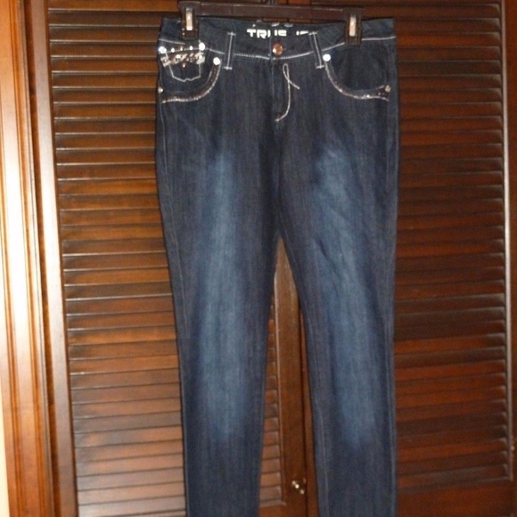 TRUE JEANS Dark Wash Denim, Straight Leg, Embellished, Rhinestones, Size 9 NWT - Picture 12 of 13